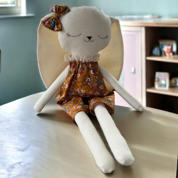 Uyku arkadaşı tavşan