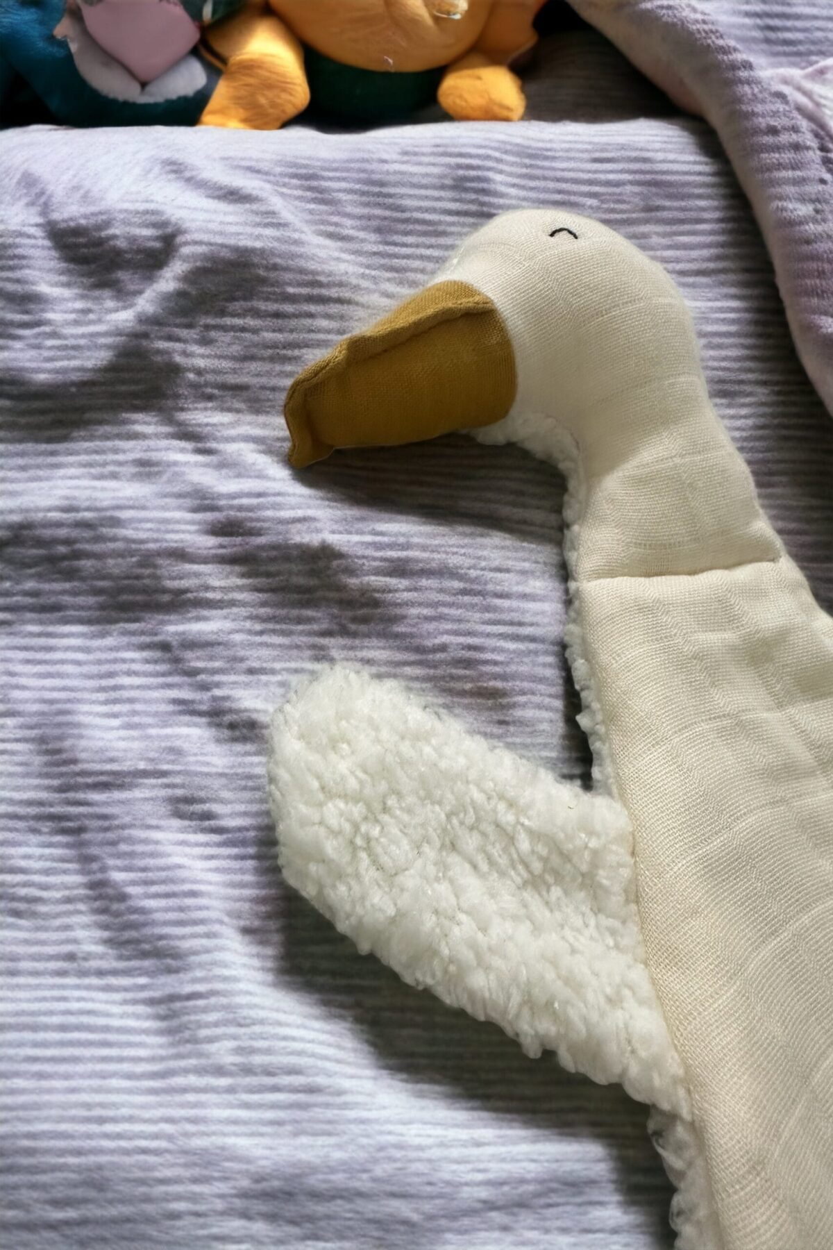 Bebekler için müslin ve wellsoft kumaştan üretilmiş ördek uyku arkadaşı