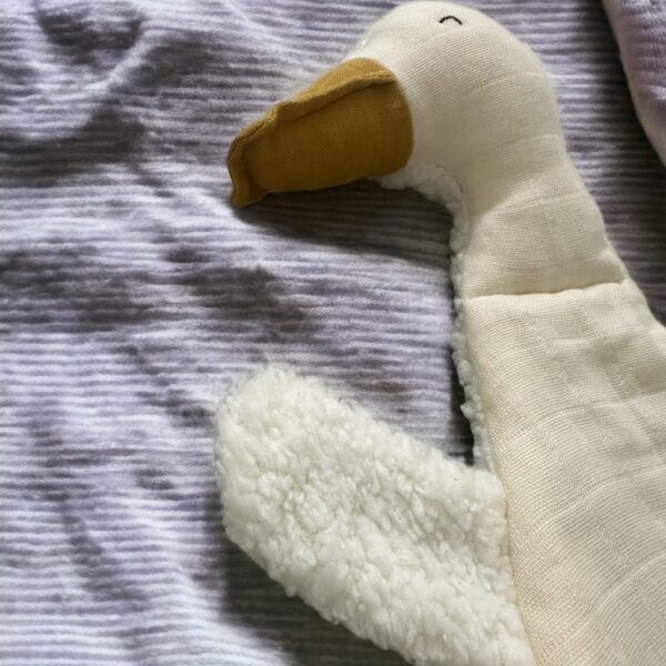 Bebekler için müslin ve wellsoft kumaştan üretilmiş ördek uyku arkadaşı